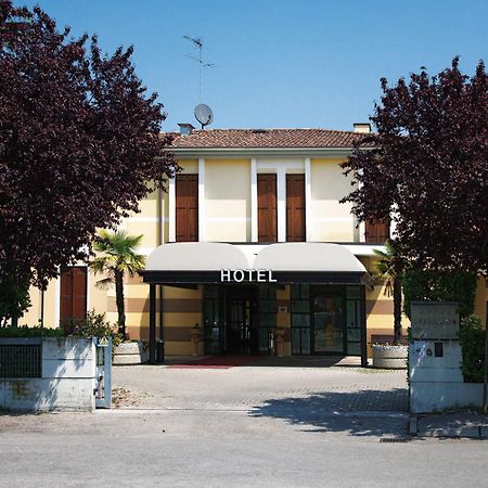 Hotel Spresiano Exterior photo