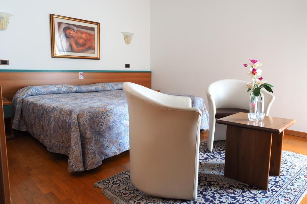 Hotel Spresiano Exterior photo